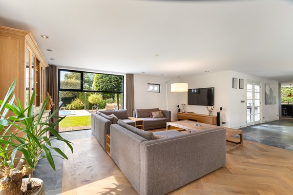 Foto - Te koop: Wonen op niveau!